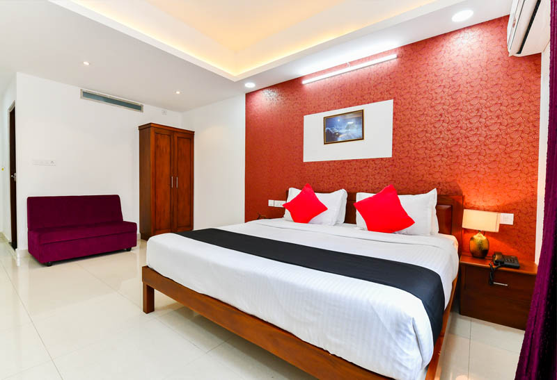 Daily rented rooms in kaloor 